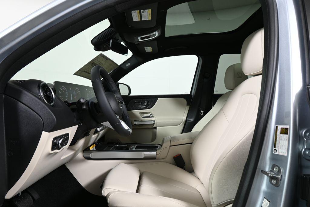 new 2026 Mercedes-Benz GLB 250 car, priced at $51,070
