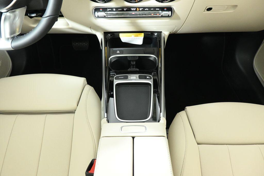 new 2026 Mercedes-Benz GLB 250 car, priced at $51,070