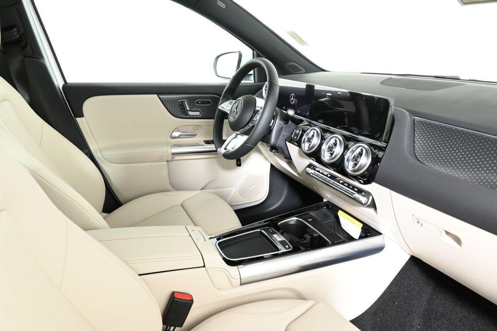 used 2025 Mercedes-Benz GLA 250 car, priced at $48,795
