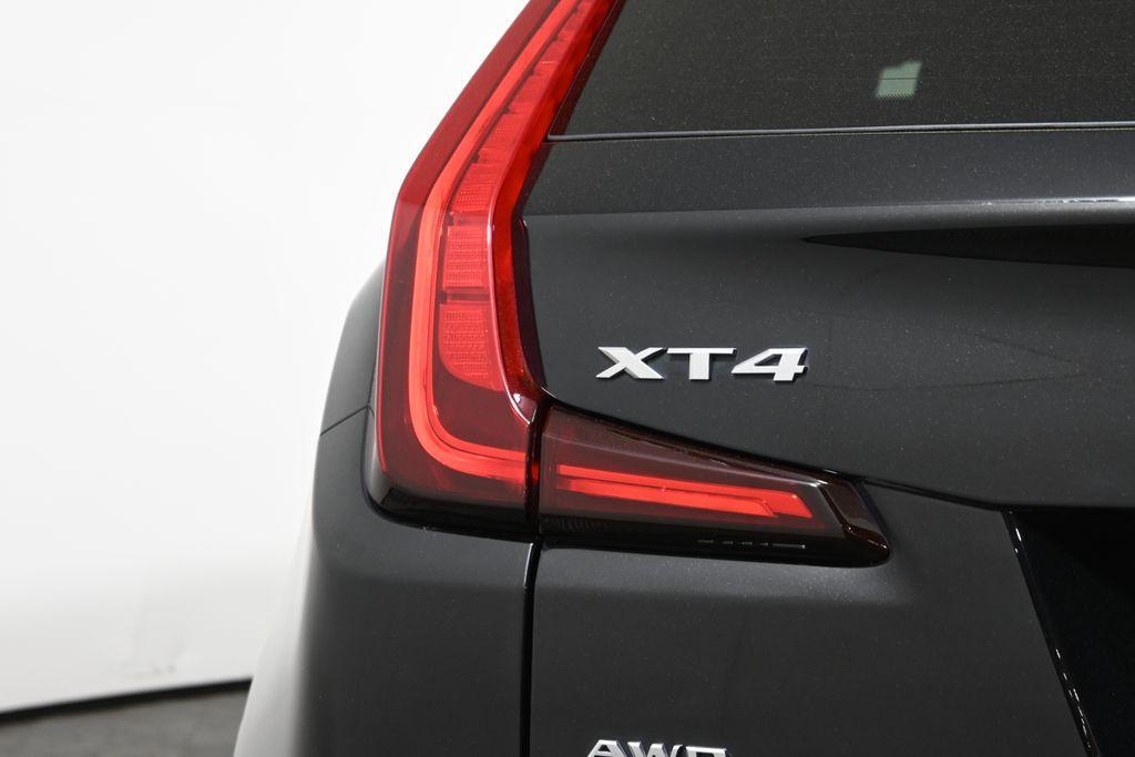 used 2022 Cadillac XT4 car, priced at $23,495