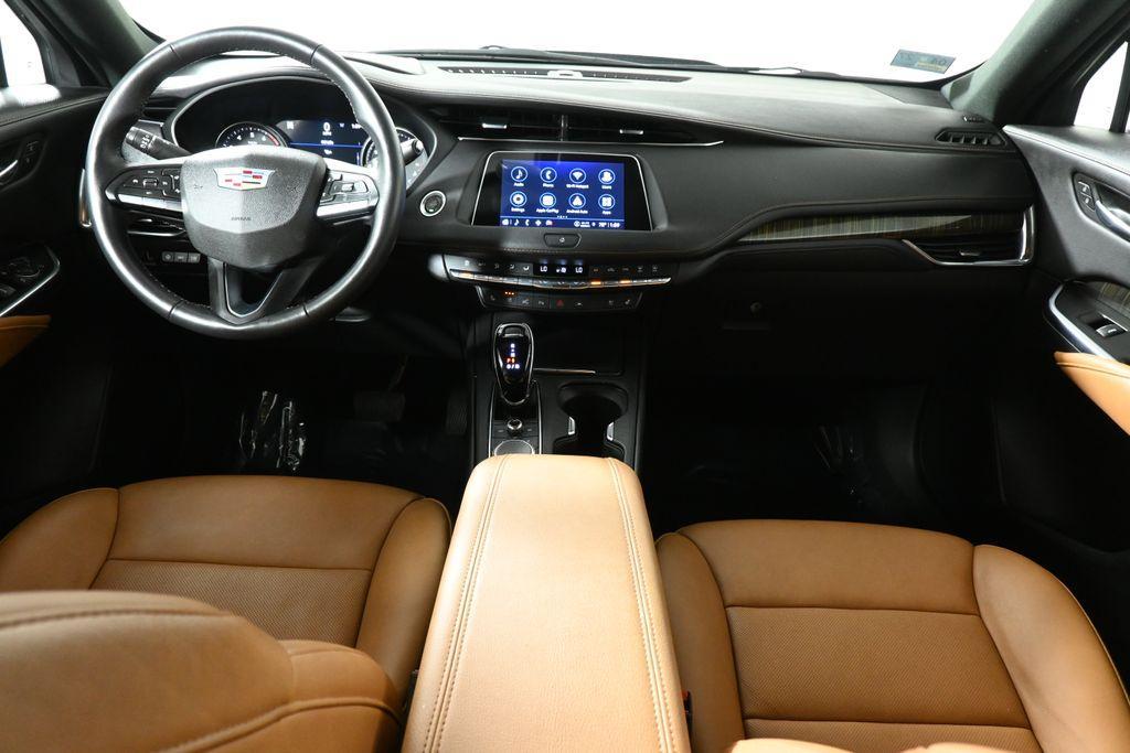 used 2022 Cadillac XT4 car, priced at $23,495