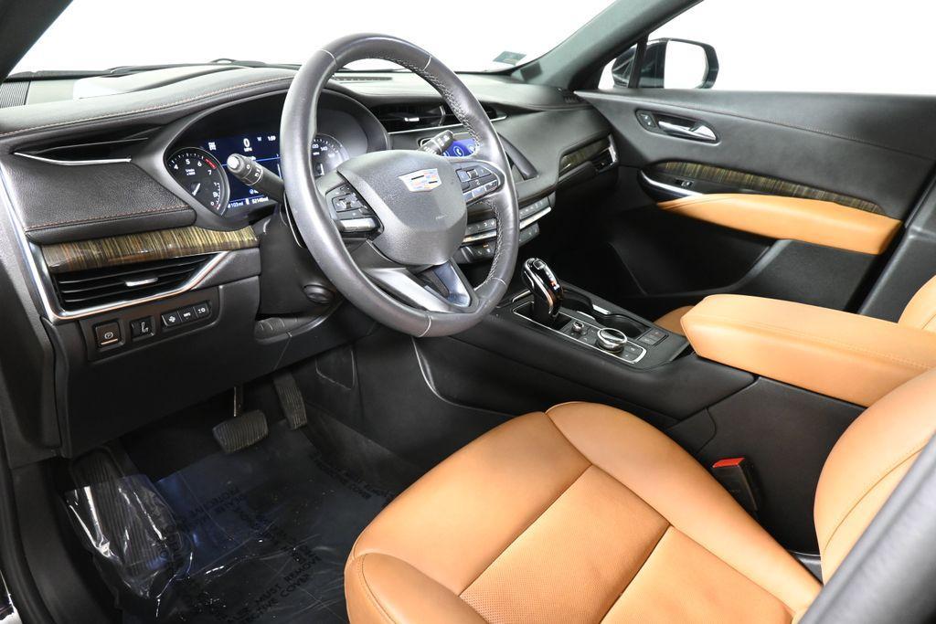 used 2022 Cadillac XT4 car, priced at $23,495