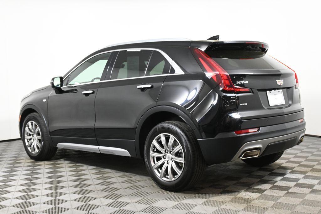 used 2022 Cadillac XT4 car, priced at $23,495