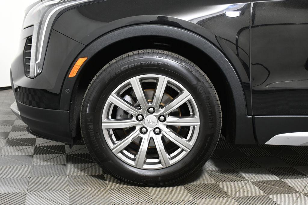 used 2022 Cadillac XT4 car, priced at $23,495