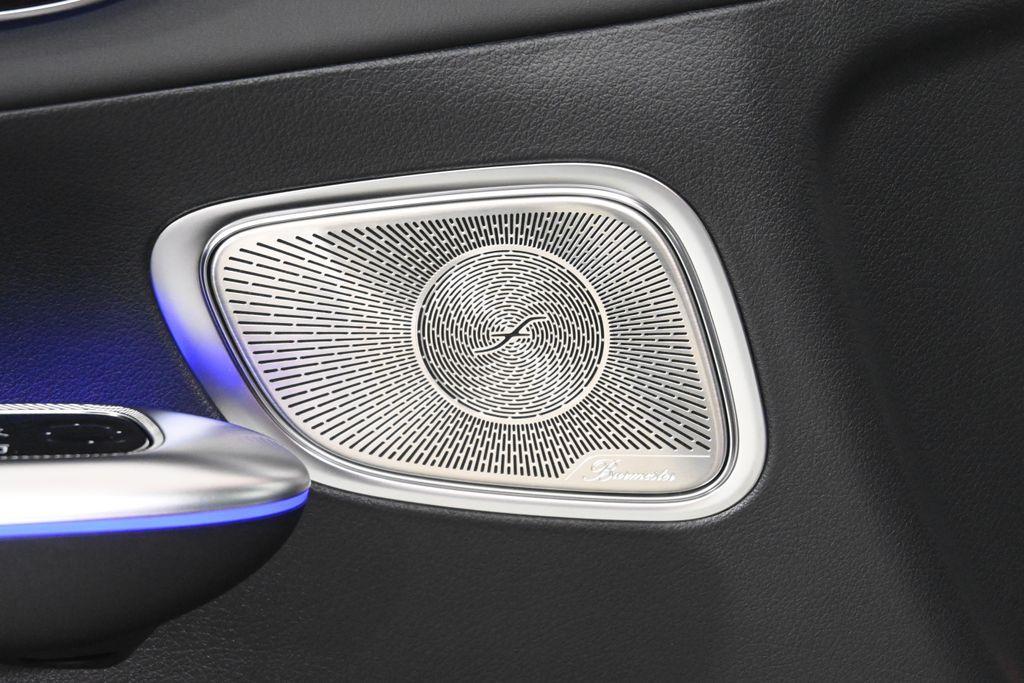 new 2025 Mercedes-Benz GLC 300 car, priced at $72,445