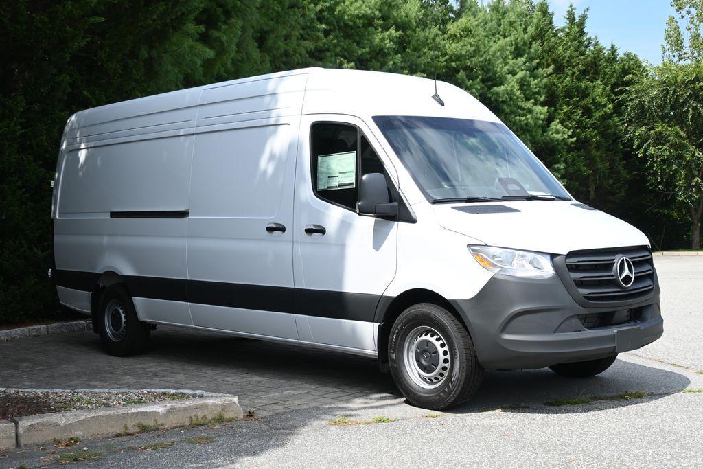 new 2025 Mercedes-Benz Sprinter 2500 car, priced at $70,326