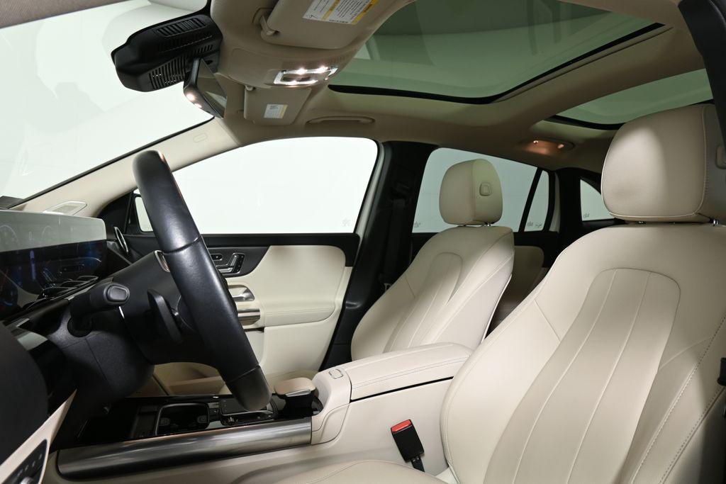 used 2021 Mercedes-Benz GLA 250 car, priced at $27,495
