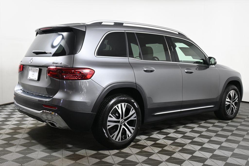 new 2026 Mercedes-Benz GLB 250 car, priced at $52,360