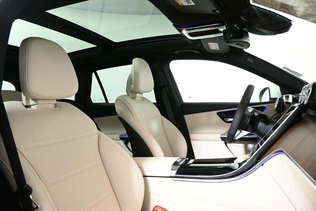 new 2025 Mercedes-Benz GLC 300 car, priced at $56,950