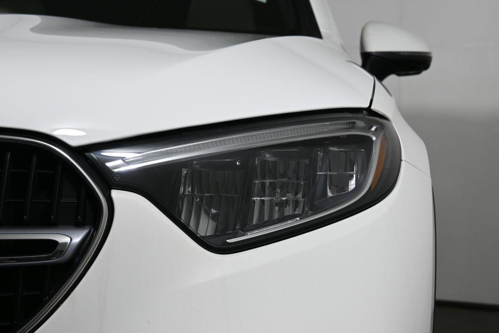 new 2025 Mercedes-Benz GLC 300 car, priced at $56,950