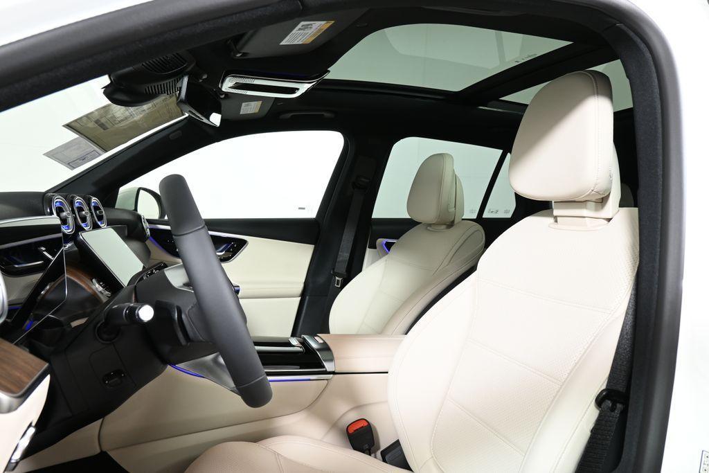 new 2025 Mercedes-Benz GLC 300 car, priced at $56,950