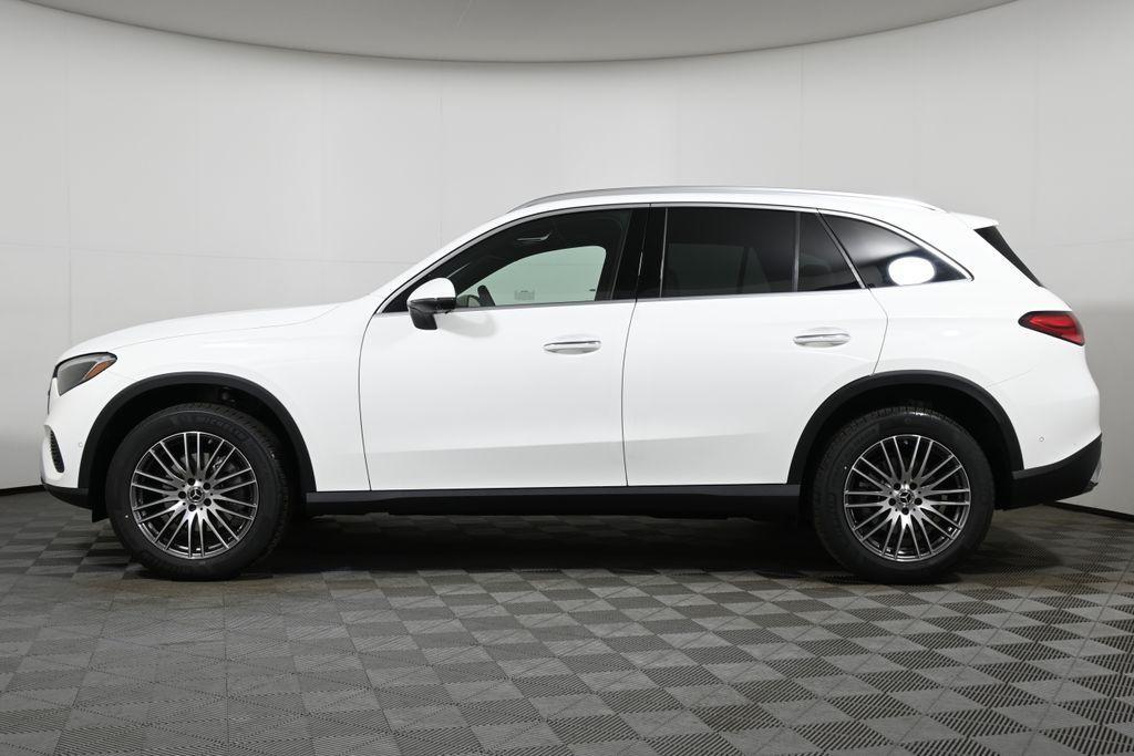 new 2025 Mercedes-Benz GLC 300 car, priced at $56,950