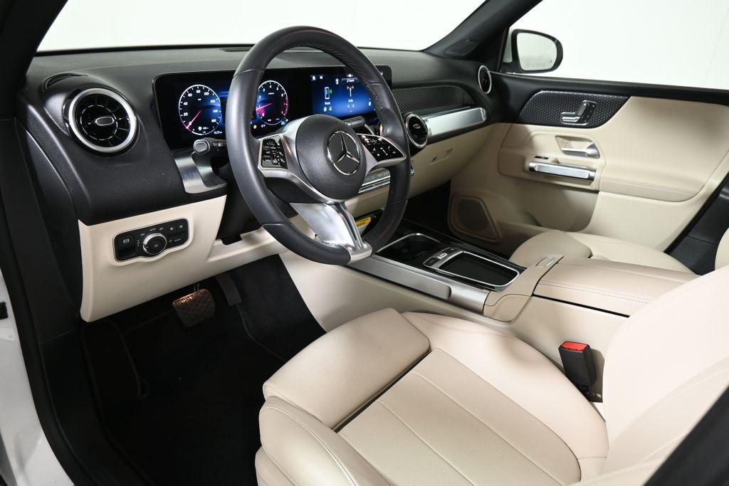 used 2025 Mercedes-Benz GLB 250 car, priced at $46,550