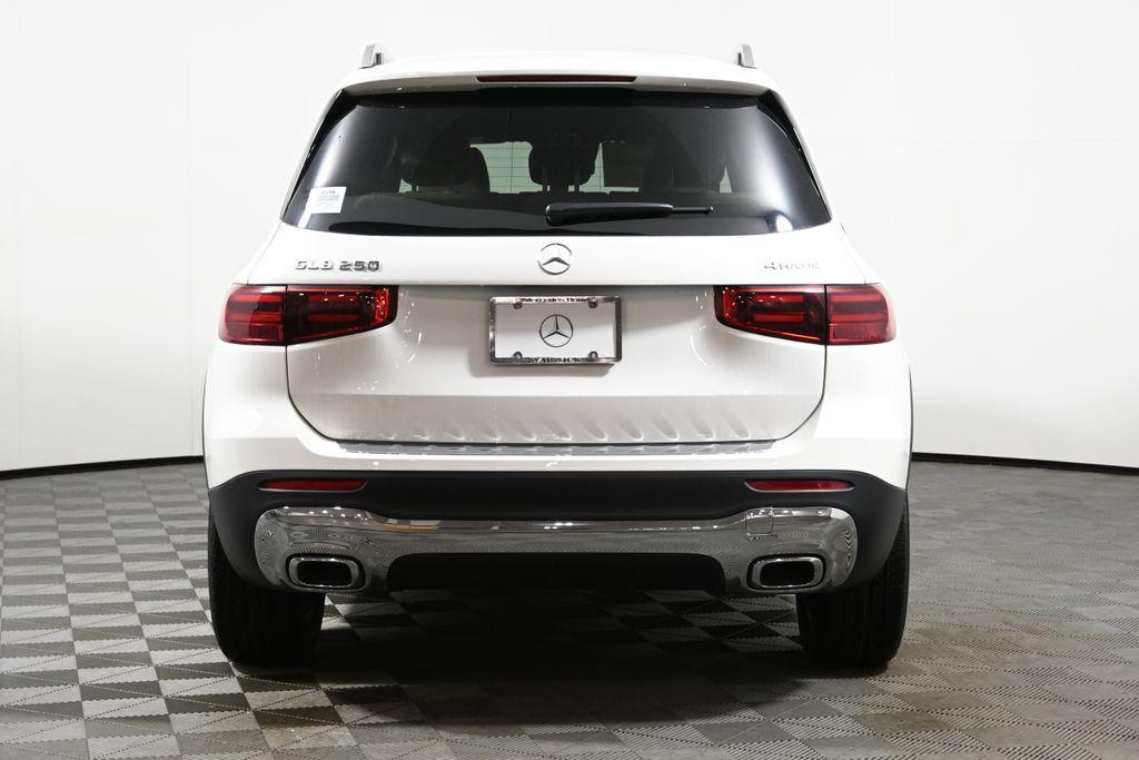 new 2025 Mercedes-Benz GLB 250 car, priced at $46,550