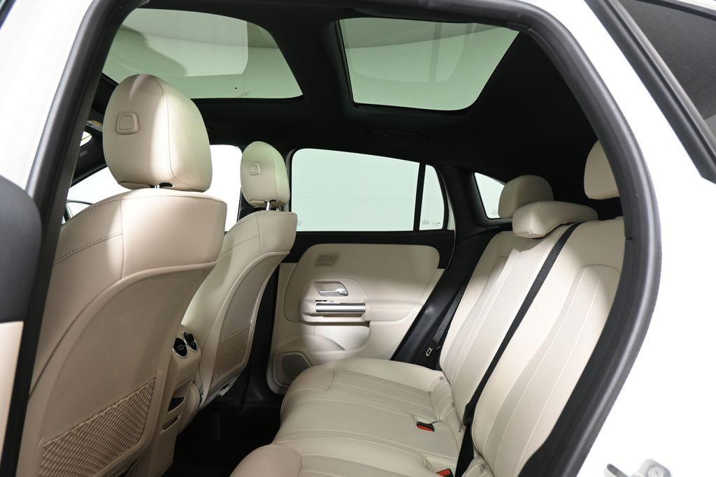 used 2025 Mercedes-Benz GLA 250 car, priced at $50,595