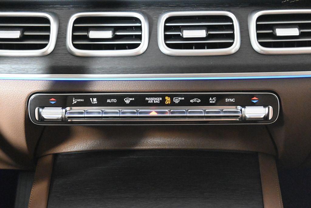 new 2026 Mercedes-Benz GLS 450 car