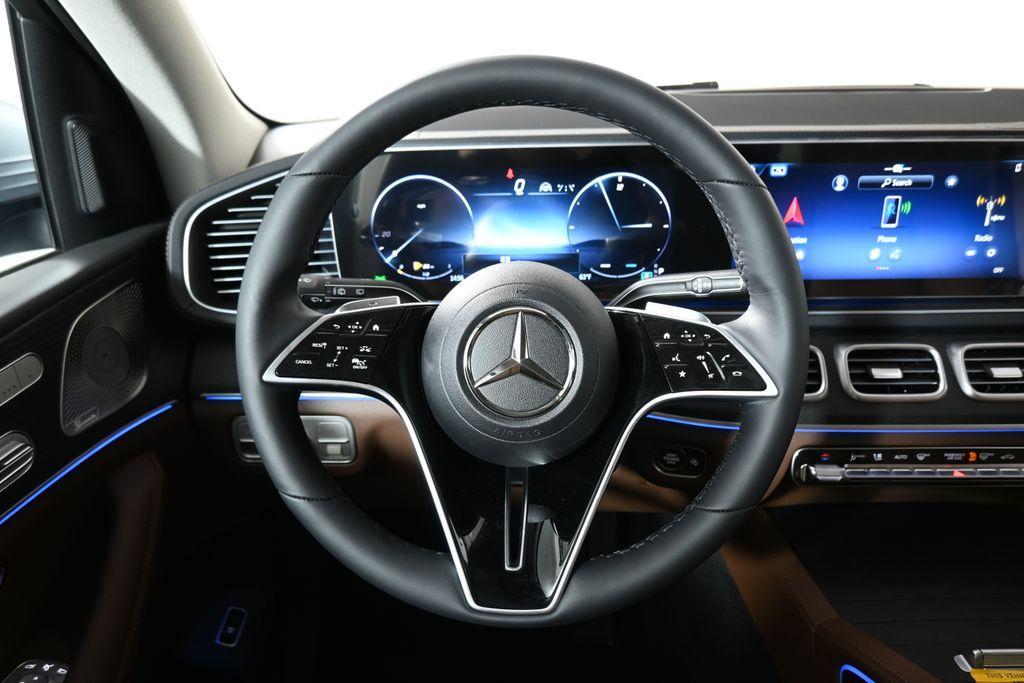 new 2026 Mercedes-Benz GLS 450 car