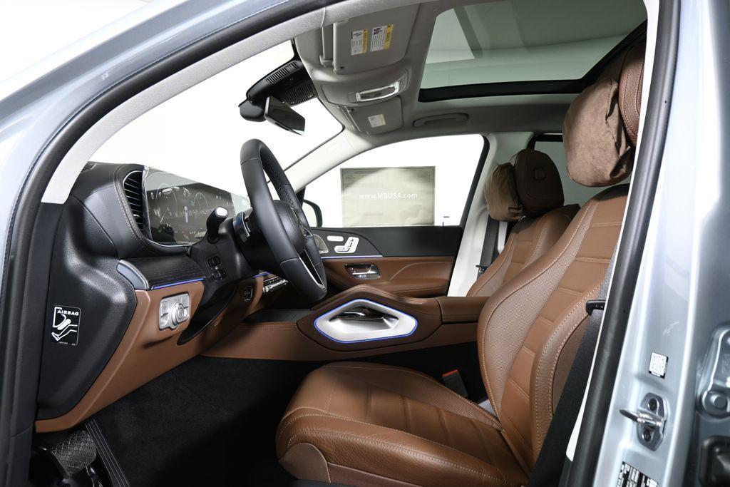 new 2026 Mercedes-Benz GLS 450 car