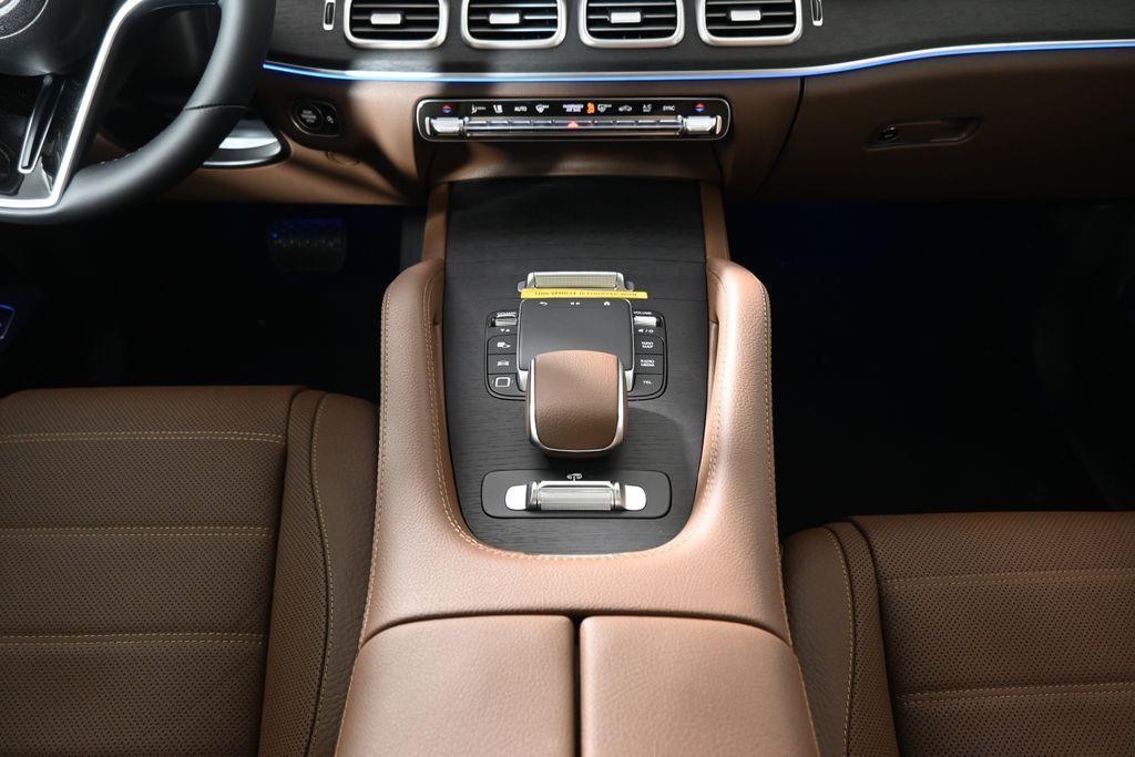 new 2026 Mercedes-Benz GLS 450 car