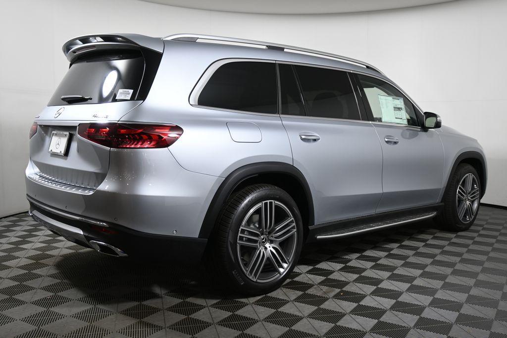 new 2026 Mercedes-Benz GLS 450 car