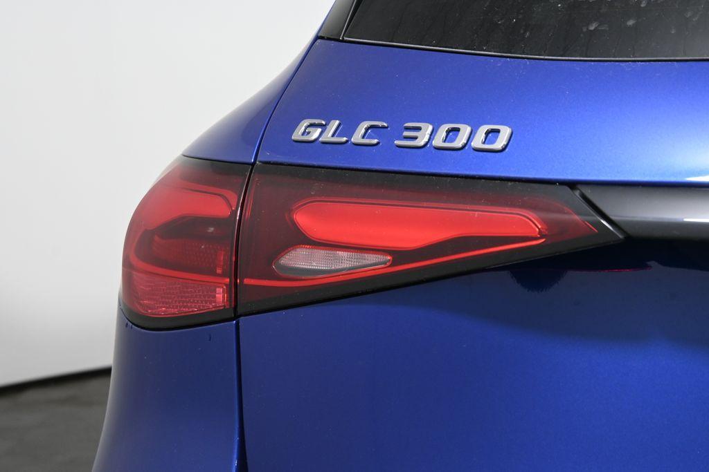 new 2025 Mercedes-Benz GLC 300 car, priced at $59,255