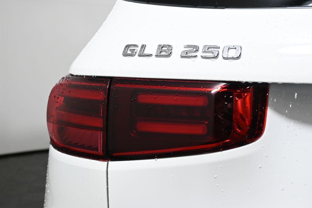 new 2026 Mercedes-Benz GLB 250 car, priced at $52,405