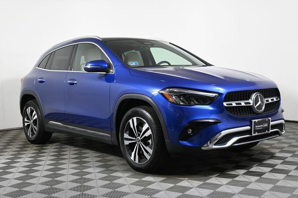 used 2025 Mercedes-Benz GLA 250 car, priced at $43,495