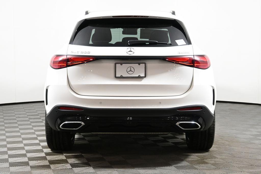 new 2025 Mercedes-Benz GLC 300 car, priced at $57,800