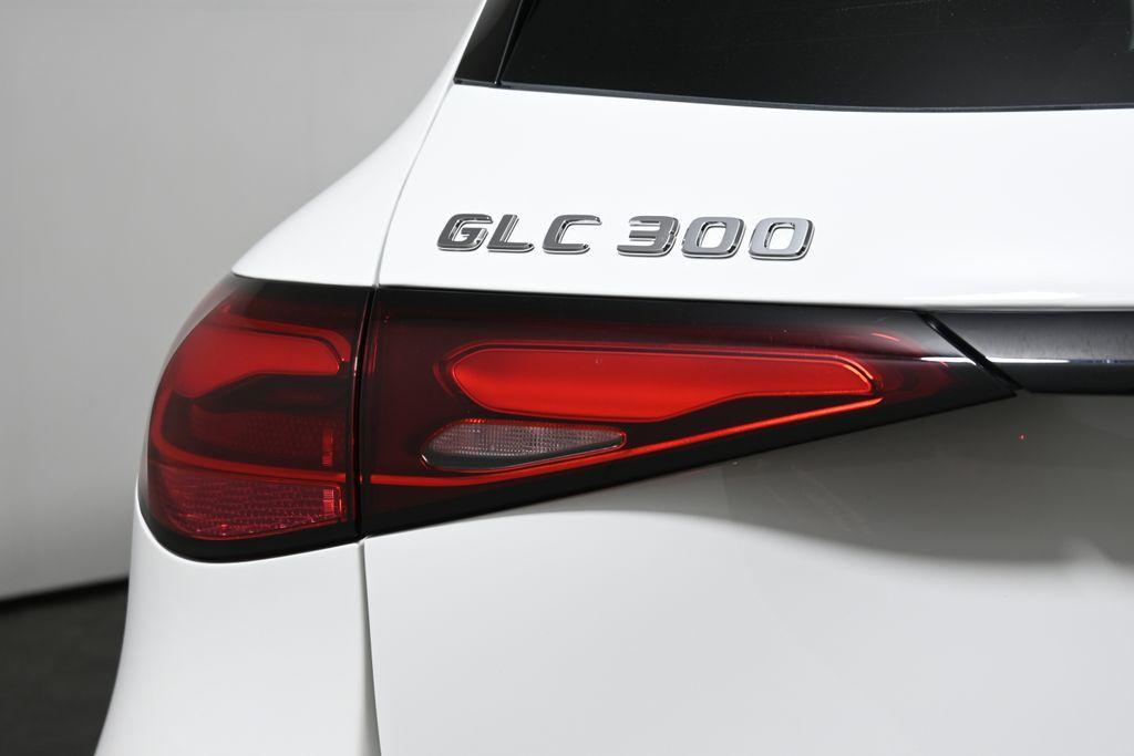new 2025 Mercedes-Benz GLC 300 car, priced at $57,800