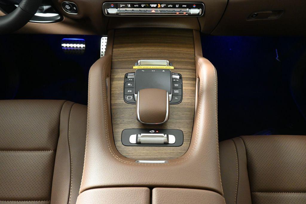 new 2025 Mercedes-Benz GLS 450 car, priced at $95,710