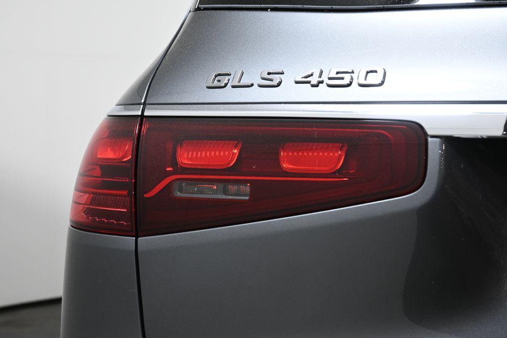 new 2025 Mercedes-Benz GLS 450 car, priced at $95,710
