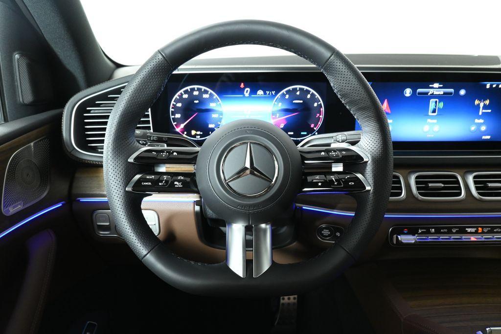 new 2025 Mercedes-Benz GLS 450 car, priced at $95,710