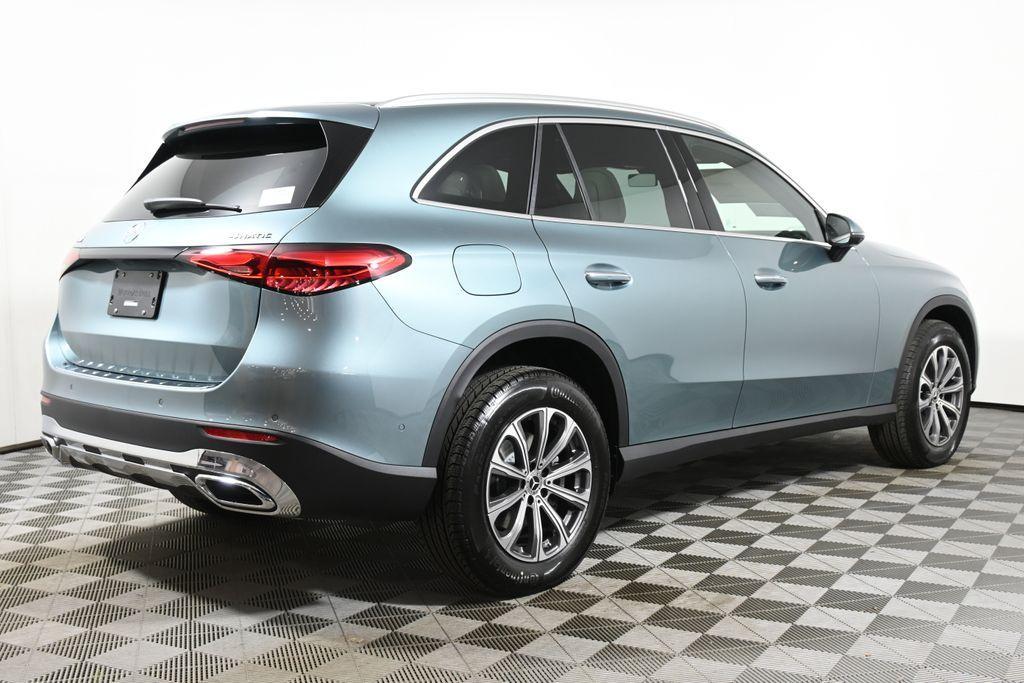 new 2025 Mercedes-Benz GLC 300 car, priced at $57,355