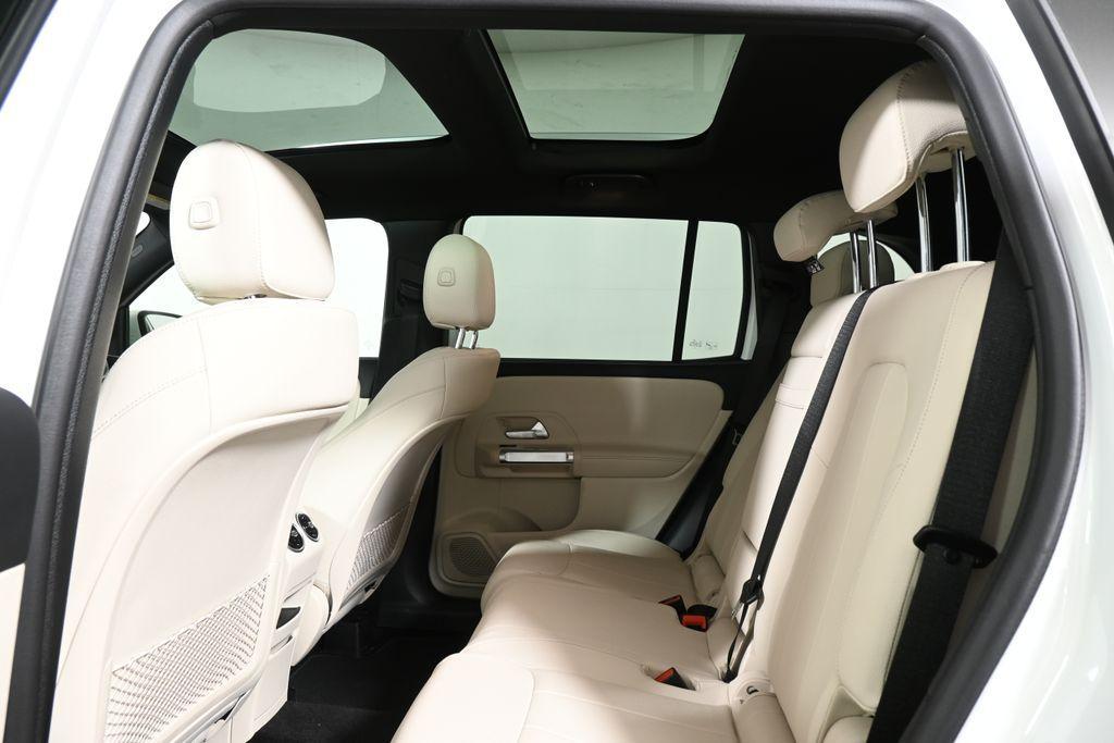 used 2025 Mercedes-Benz GLB 250 car, priced at $43,895