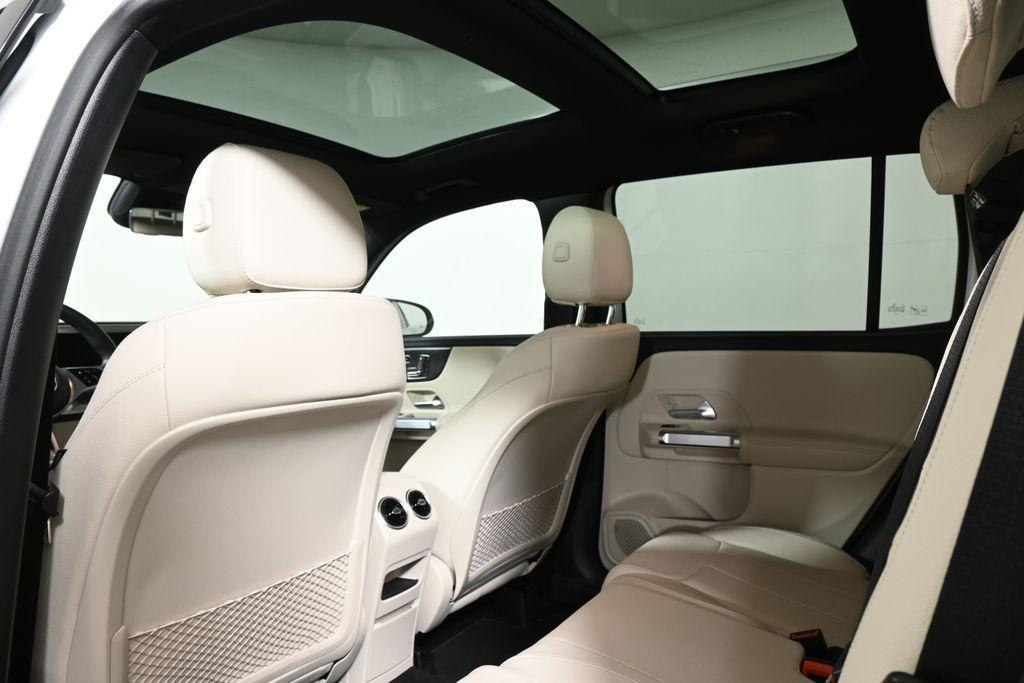 used 2025 Mercedes-Benz GLB 250 car, priced at $43,895