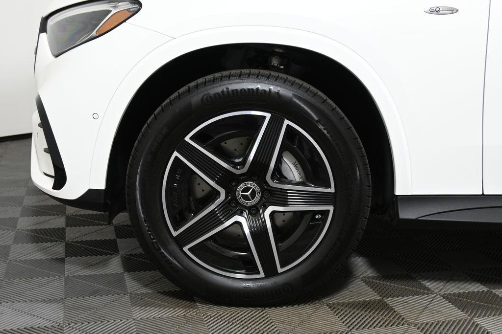 new 2025 Mercedes-Benz GLC 350e car, priced at $68,785