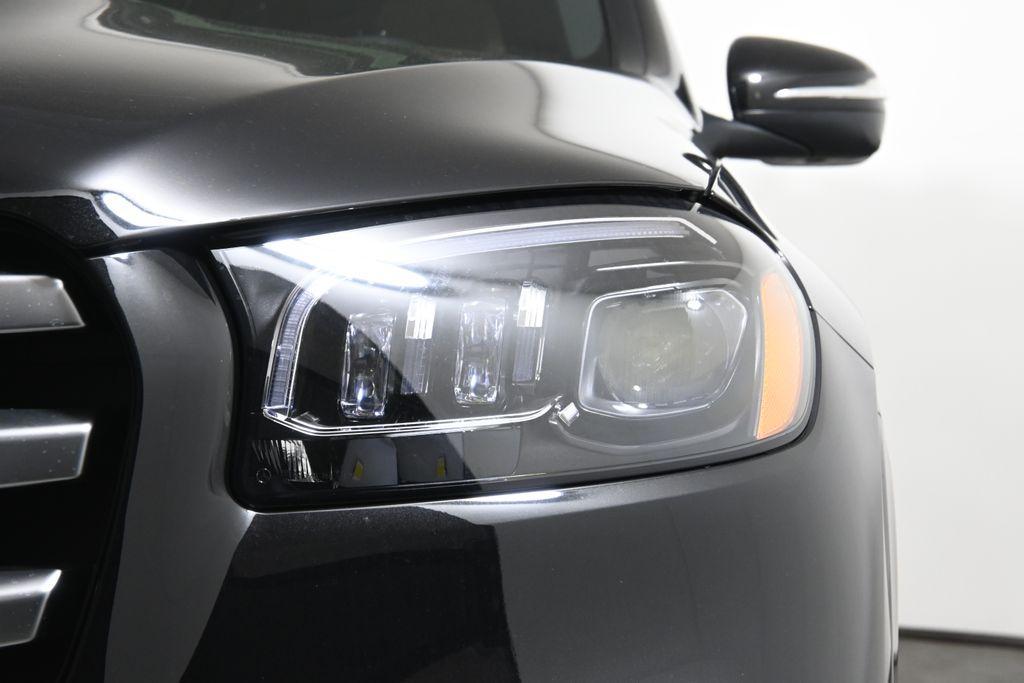 new 2025 Mercedes-Benz GLS 450 car, priced at $96,165