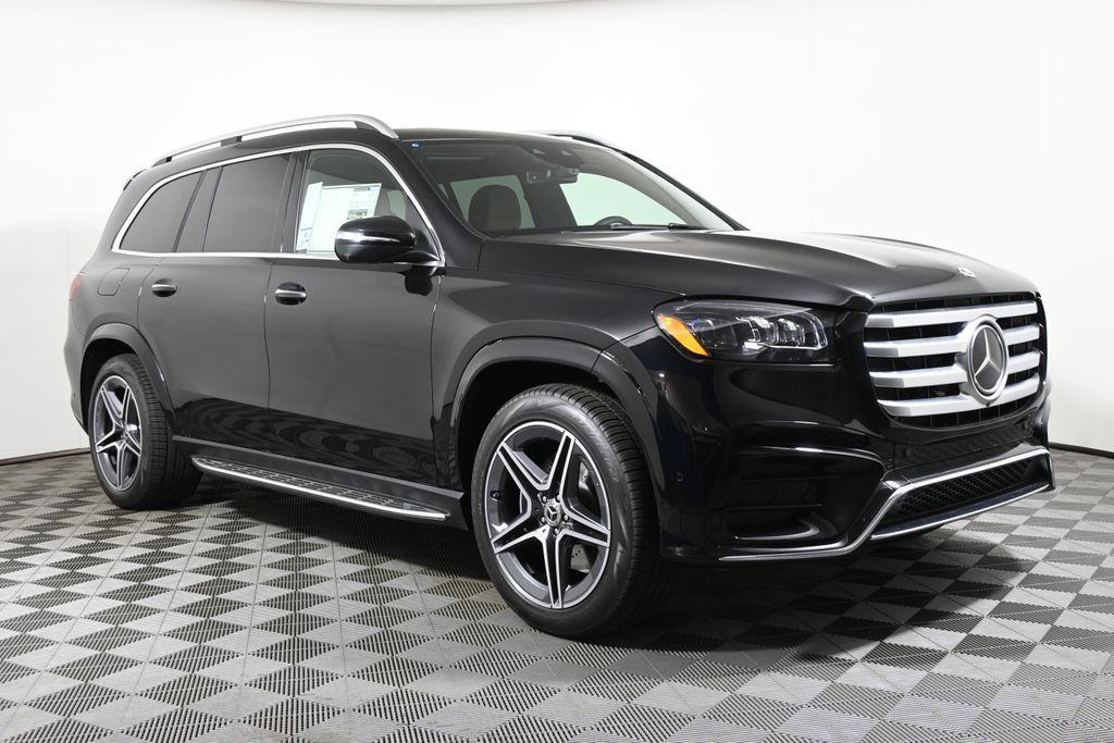 new 2025 Mercedes-Benz GLS 450 car, priced at $96,165