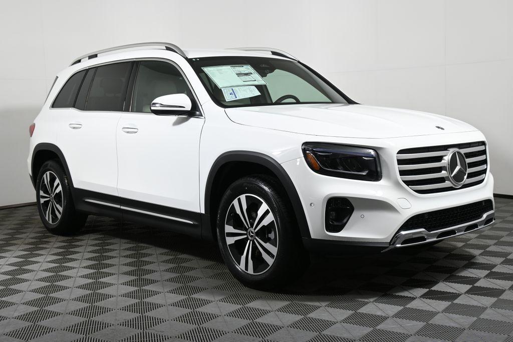 new 2025 Mercedes-Benz GLB 250 car, priced at $49,959