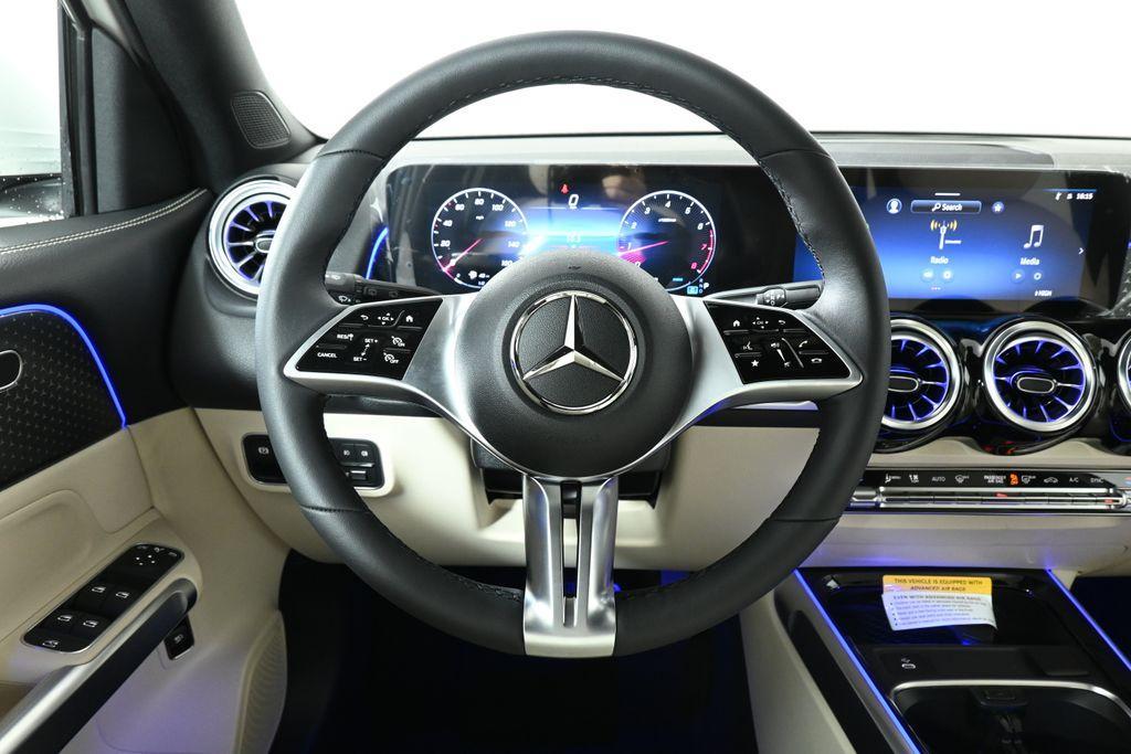 new 2025 Mercedes-Benz GLB 250 car, priced at $49,959