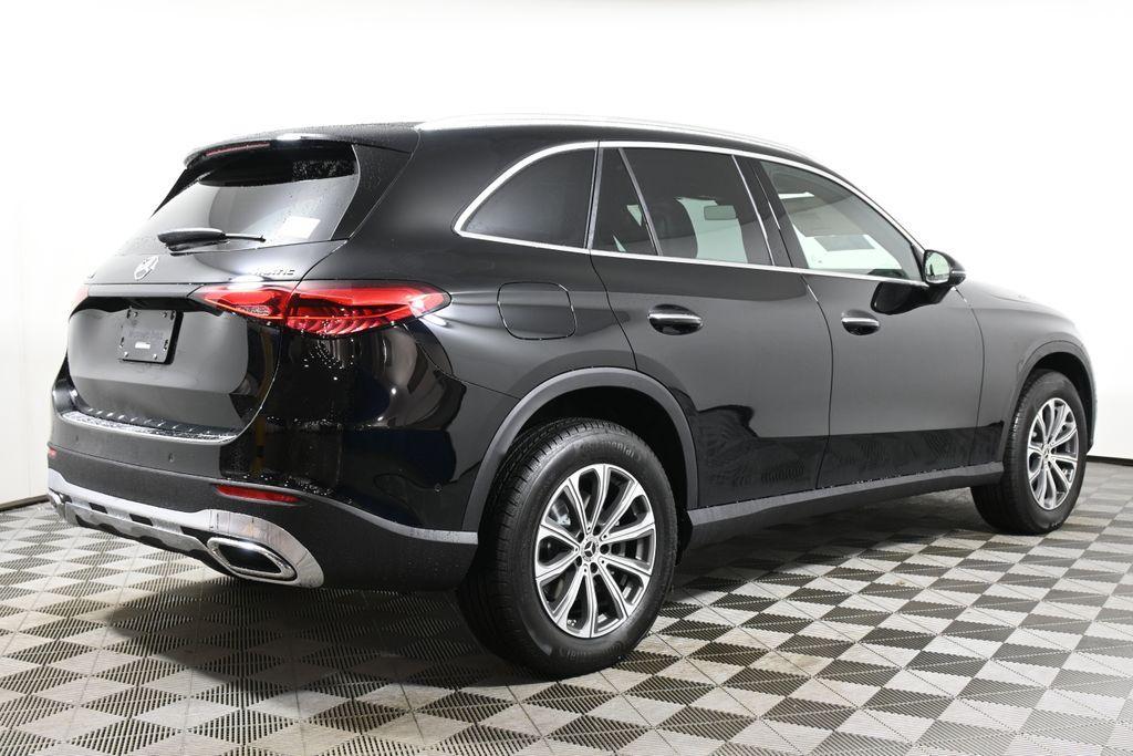 new 2025 Mercedes-Benz GLC 300 car, priced at $56,765