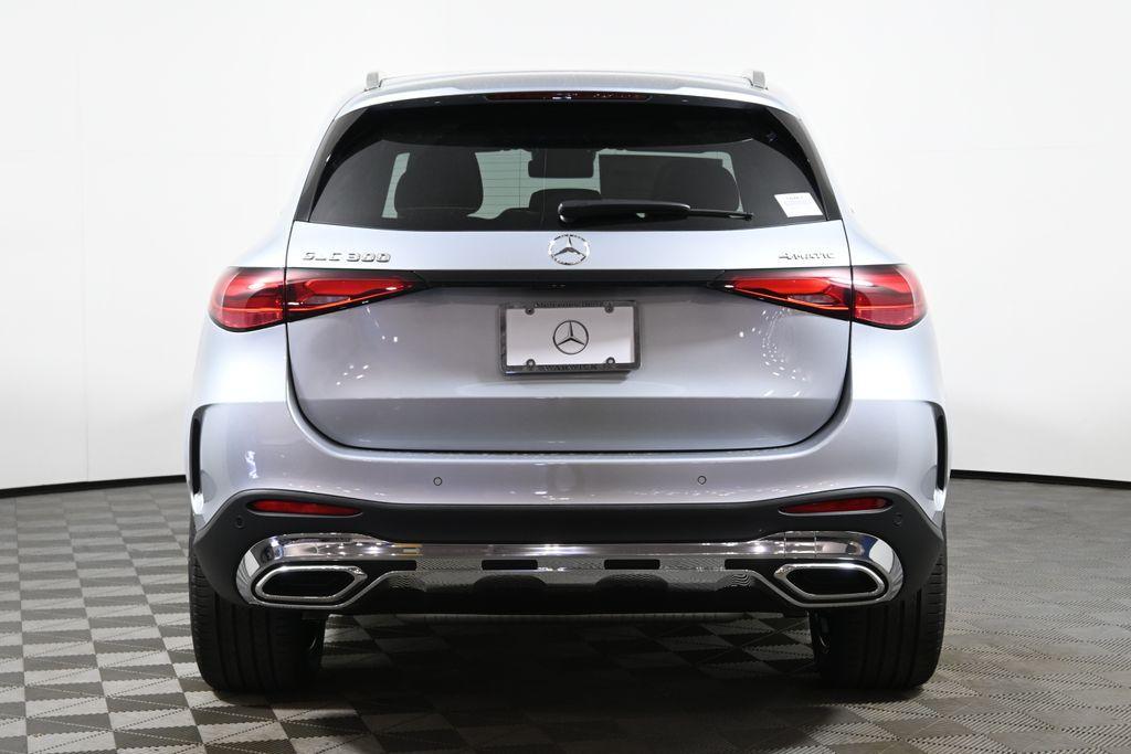 new 2025 Mercedes-Benz GLC 300 car, priced at $61,435