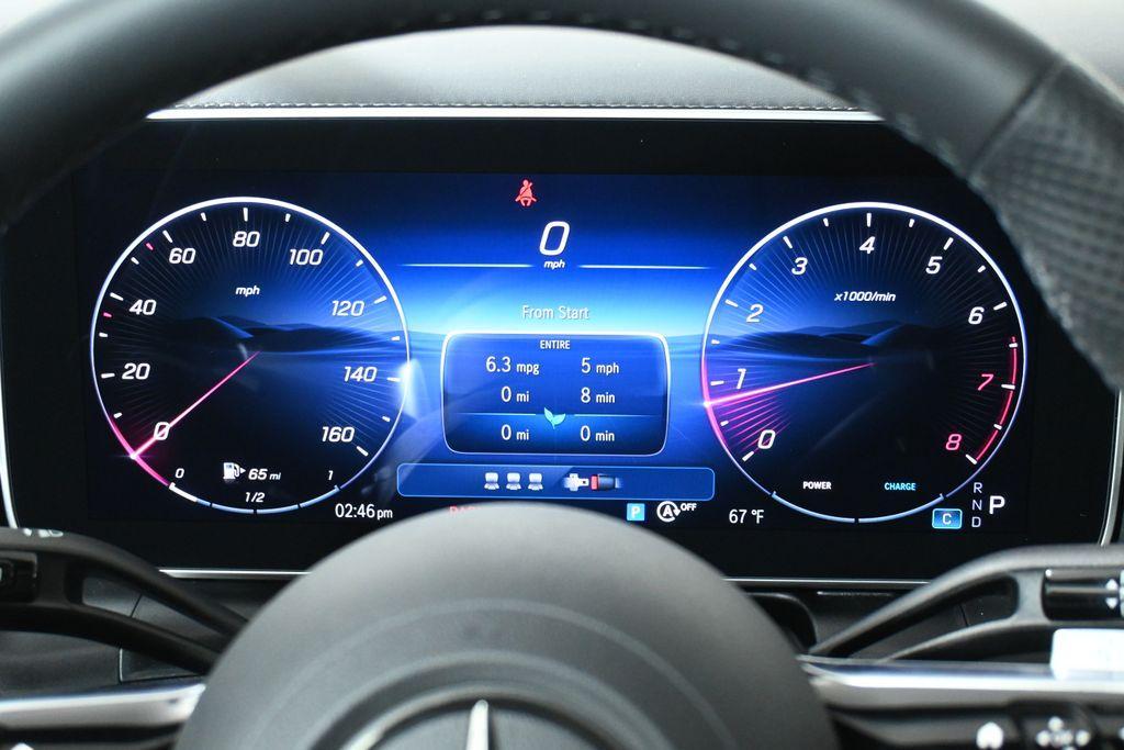 new 2025 Mercedes-Benz GLC 300 car, priced at $61,435