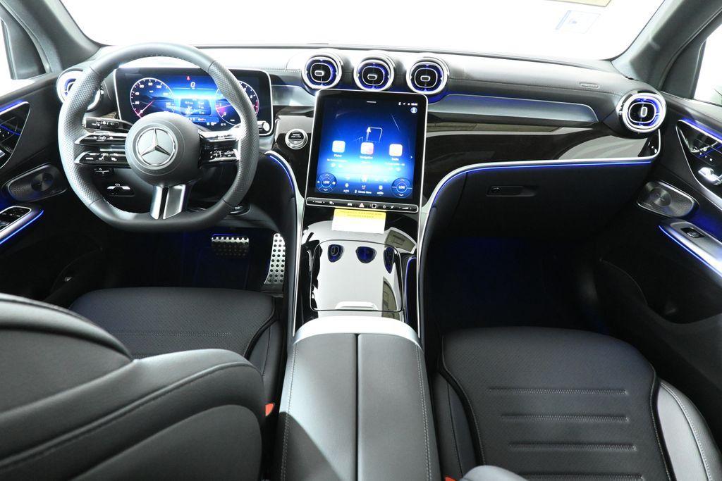 new 2025 Mercedes-Benz GLC 300 car, priced at $61,435