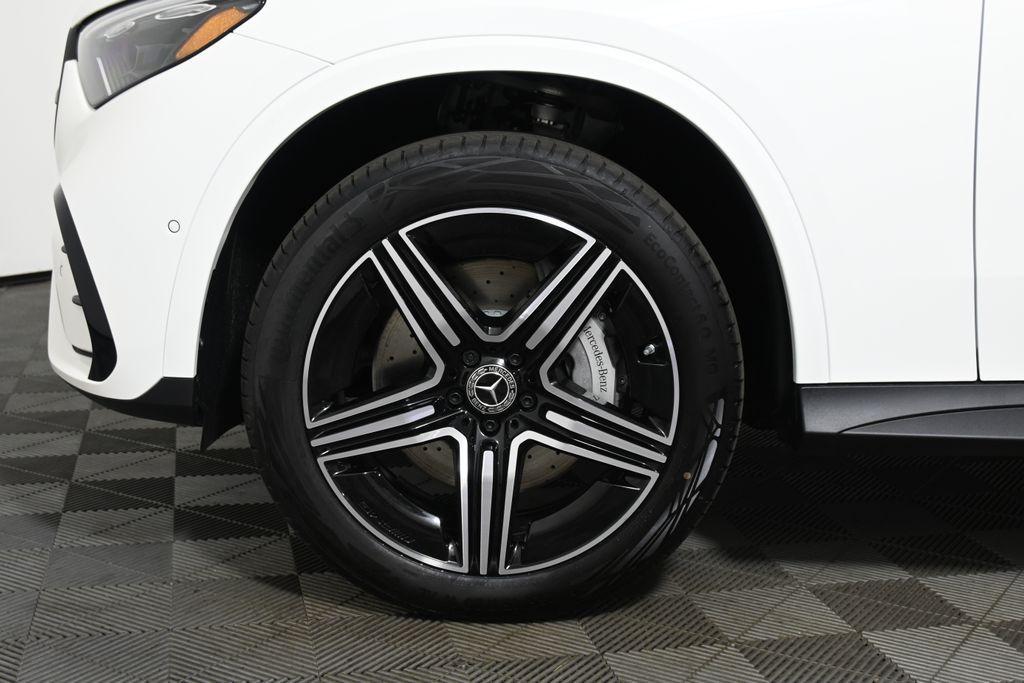 new 2025 Mercedes-Benz GLC 300 car, priced at $66,585