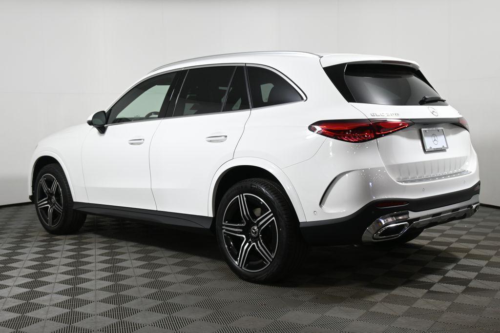 new 2025 Mercedes-Benz GLC 300 car, priced at $66,585