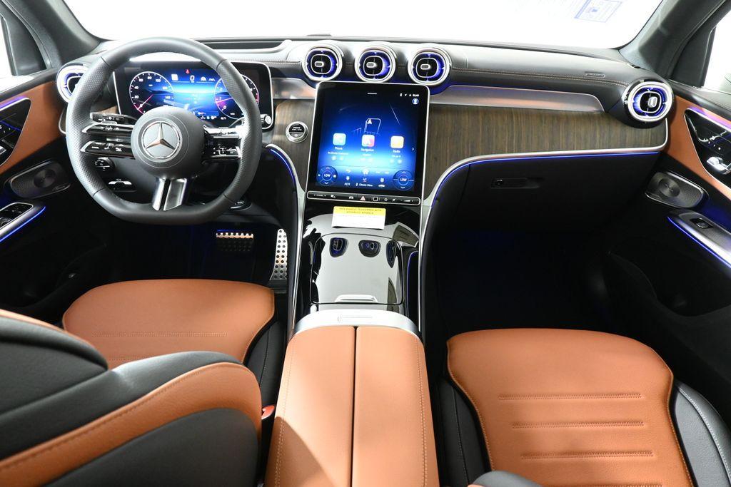 new 2025 Mercedes-Benz GLC 300 car, priced at $66,585
