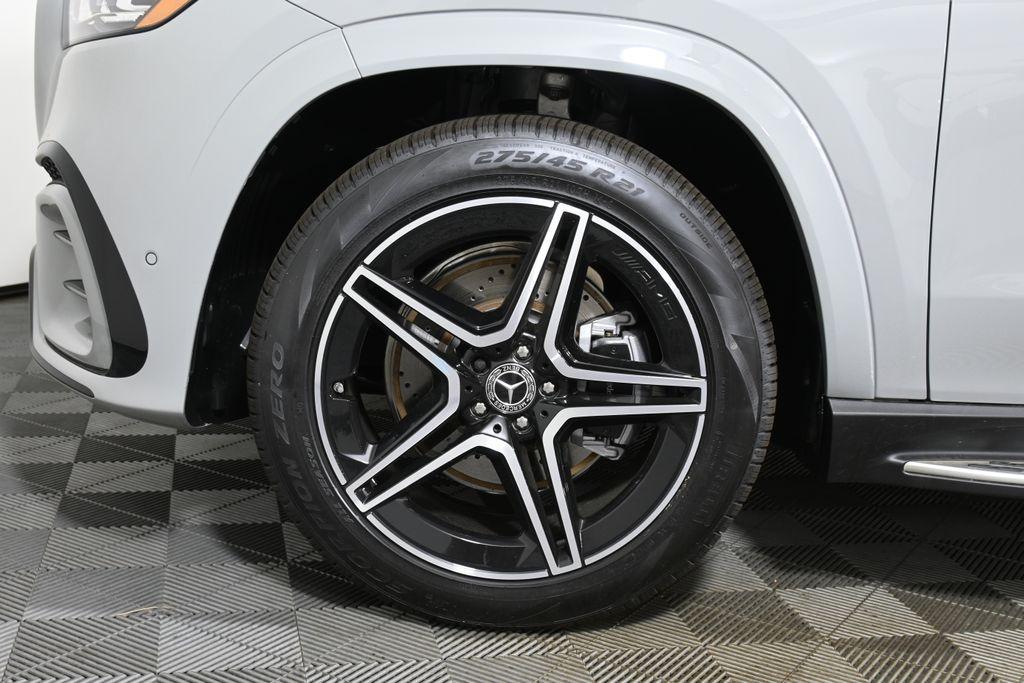 new 2025 Mercedes-Benz GLS 450 car, priced at $101,830