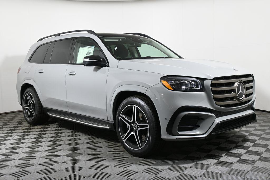 new 2025 Mercedes-Benz GLS 450 car, priced at $101,830