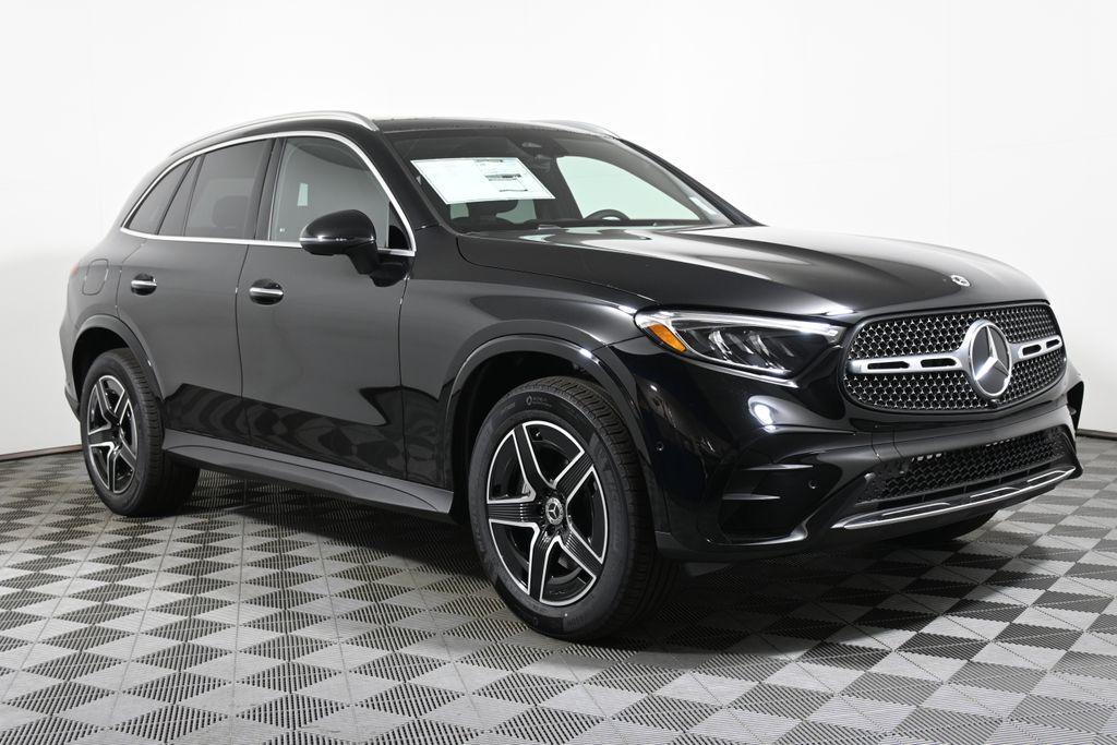 new 2026 Mercedes-Benz GLC 300 car, priced at $58,035